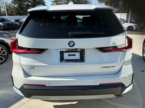 Used 2025 BMW X1 xDrive28i w/ Convenience Package image 5