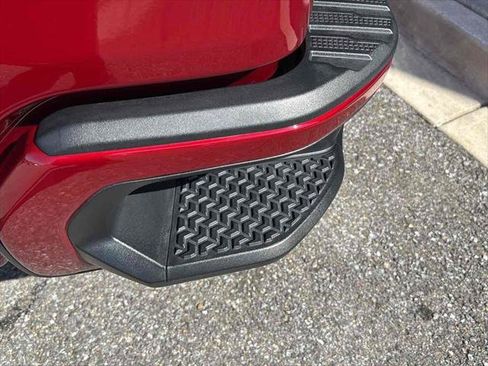 Used 2021 GMC Sierra 1500 AT4 image 10