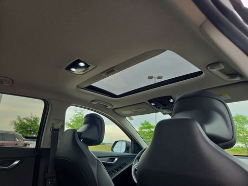 Certified 2023 Kia Niro EX Touring FWD image 21