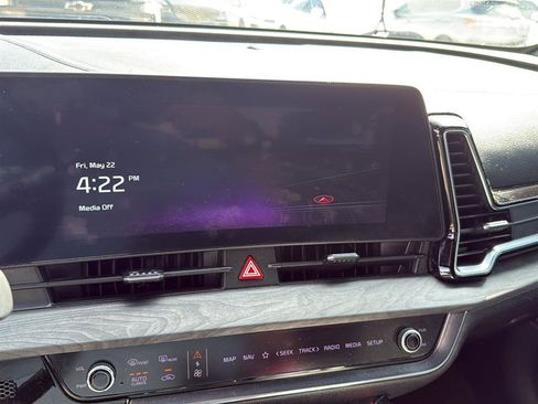 Used 2023 Kia Sportage X-Pro AWD/4WD image 6