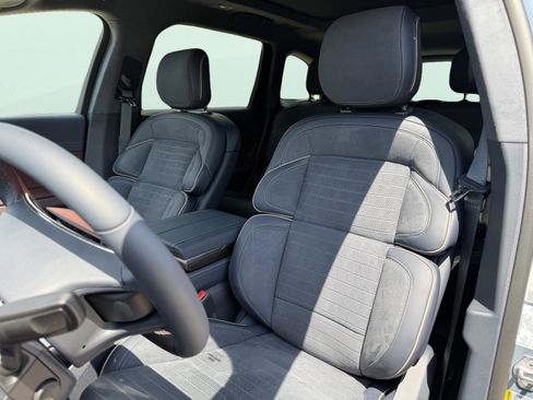 New 2026 Lincoln Nautilus Black Label AWD/4WD image 15