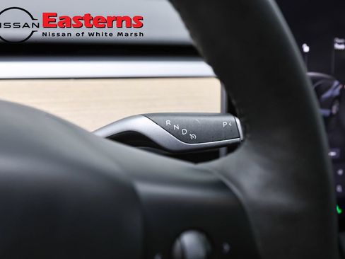 Used 2024 Tesla Model Y 2WD image 12
