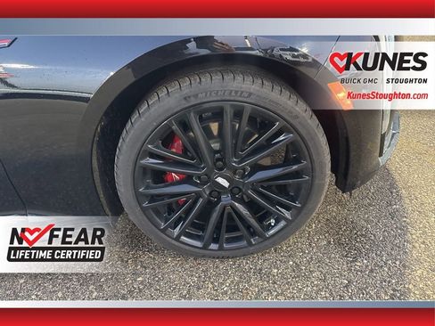 Used 2025 Cadillac CT5 V image 15