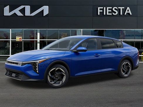 New 2026 Kia K4 EX image 3