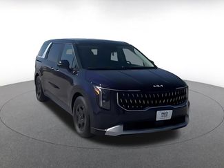 Used 2026 Kia Carnival FWD video 2