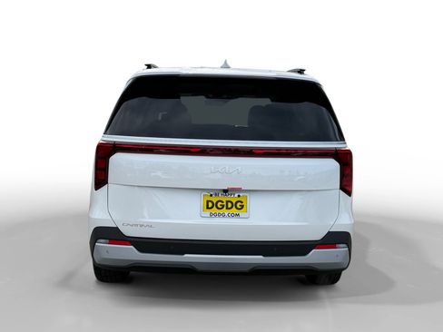 New 2026 Kia Carnival EX image 4