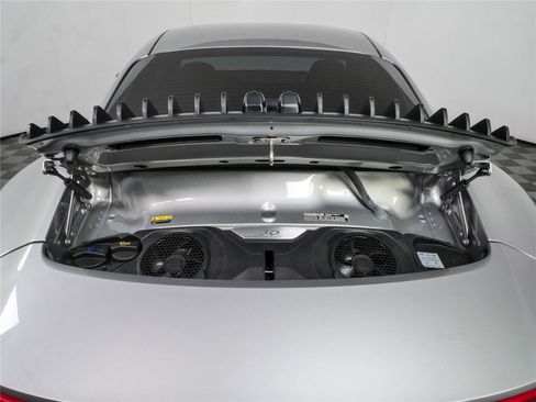 Certified 2022 Porsche 911 Carrera RWD image 29