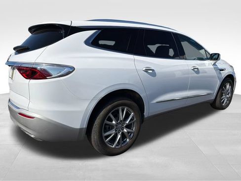 Used 2023 Buick Enclave Essence w/ Experience Buick Package AWD/4WD image 7