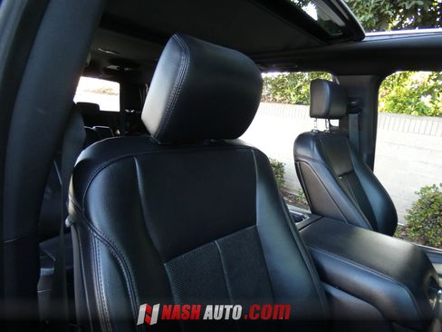 Used 2020 Ford Expedition Max XLT w/ Equipment Group 202A RWD image 34