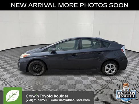 Used 2014 Toyota Prius Three FWD image 4
