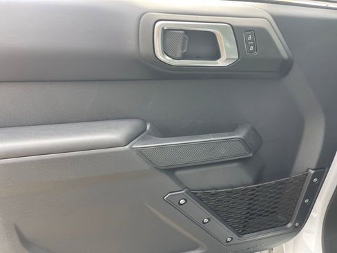 New 2025 Ford Bronco Outer Banks w/ Sasquatch Package image 7