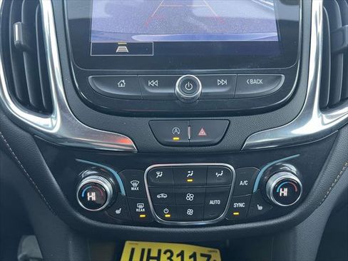Used 2023 Chevrolet Equinox Premier image 29