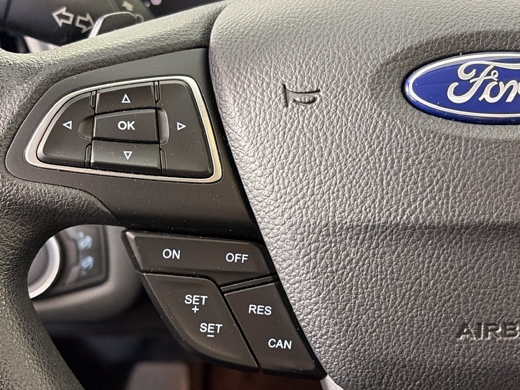 Used 2017 Ford Escape SE AWD/4WD image 16