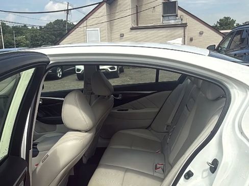 Used 2015 INFINITI Q50 Premium w/ Deluxe Touring Package image 12