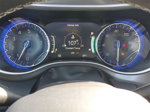 New 2026 Chrysler Pacifica Select image 21