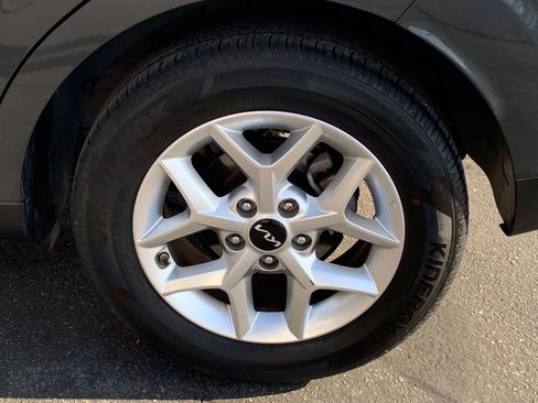 Used 2025 Kia Soul LX w/ LX Technology Package image 28