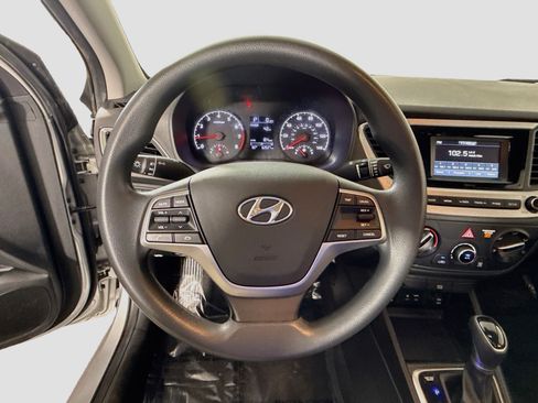 Used 2019 Hyundai Accent SE FWD image 13