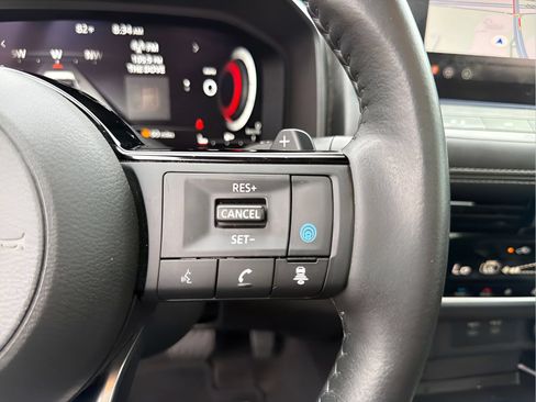 Used 2024 Nissan Rogue Platinum w/ Platinum Premium Package FWD image 34