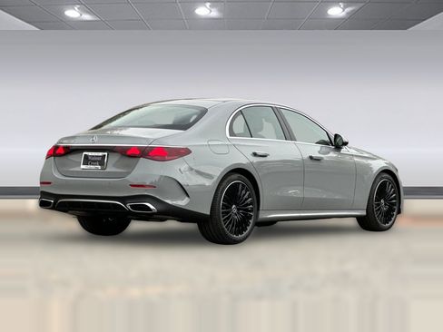 Used 2026 Mercedes-Benz E 350 Sedan image 8