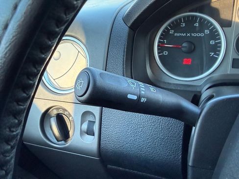 Used 2005 Ford F150 FX4 image 22