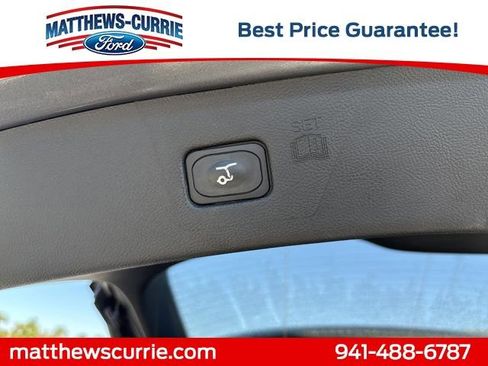 Used 2024 Ford Edge Titanium image 14