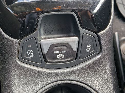 Used 2021 Jeep Compass Limited image 22