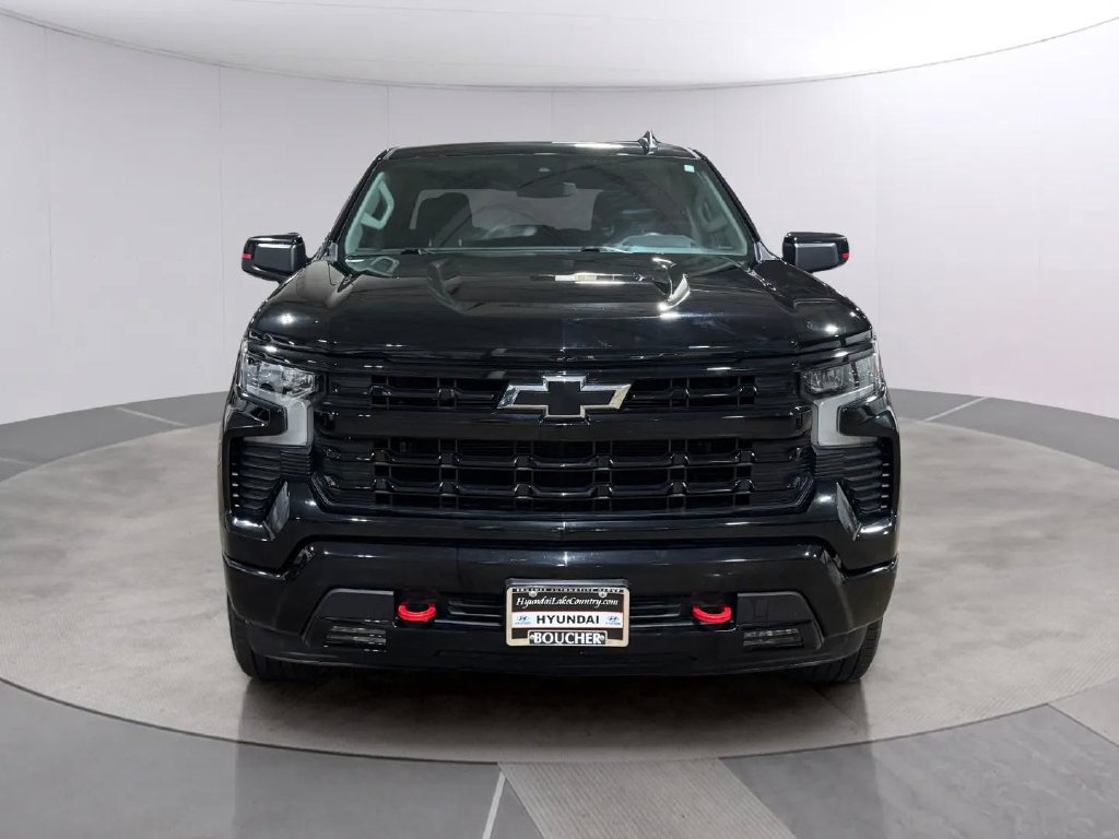 Used 2023 Chevrolet Silverado 1500 RST w/ Redline Edition AWD/4WD image 8