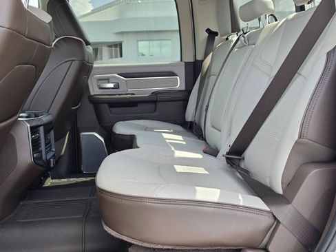 New 2026 RAM 2500 Laramie AWD/4WD image 20