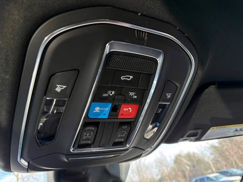 Used 2023 Jeep Grand Cherokee Altitude image 19