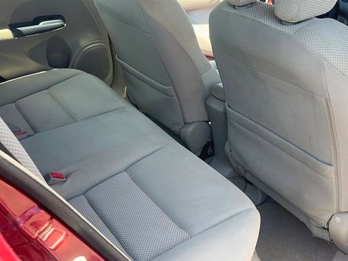 Used 2010 Honda Insight EX image 30