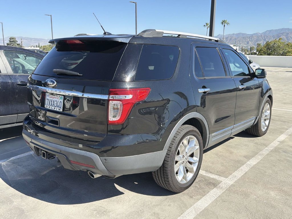 Used 2014 Ford Explorer Limited w/ Equipment Group 302A FWD image 18