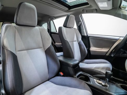Used 2015 Toyota RAV4 XLE image 14