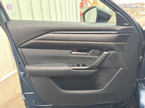 Used 2025 MAZDA CX-50 AWD 2.5 Hybrid w/ Premium Pkg image 11