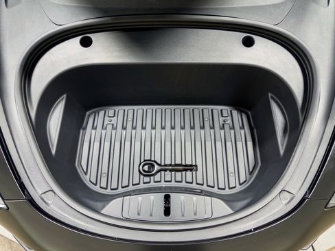 Used 2022 Tesla Model 3 Performance image 25