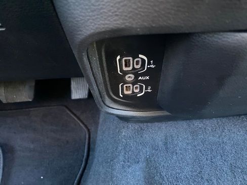 Used 2025 RAM 1500 Tradesman image 21