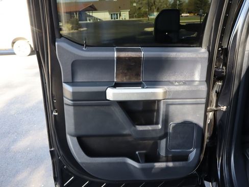 Used 2022 Ford F350 Lariat w/ Lariat Value Package image 24