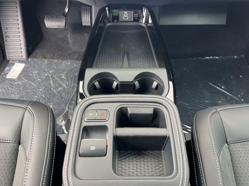 New 2025 Ford Mustang Mach-E GT image 12