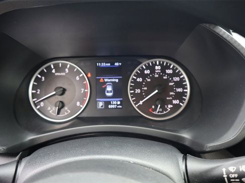 Certified 2025 Nissan Sentra S image 19