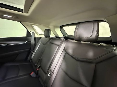 Used 2019 Cadillac XT5 Luxury FWD image 23