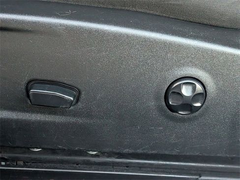 Used 2020 Dodge Challenger R/T image 18