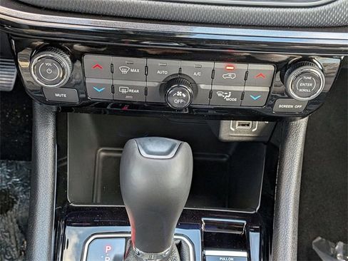 New 2026 Jeep Compass Limited image 16