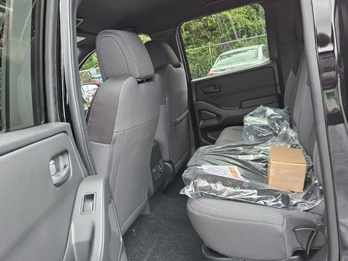 New 2026 Nissan Frontier SV w/ SV Convenience Package AWD/4WD image 6