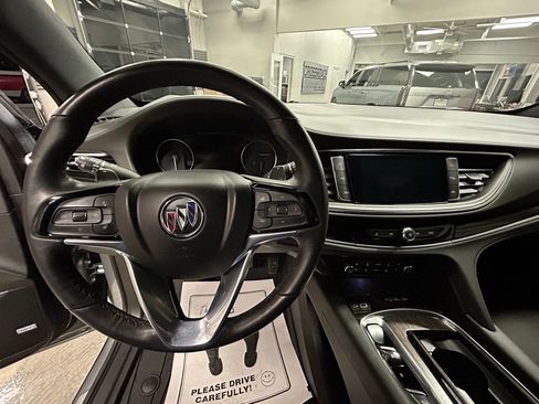 Used 2023 Buick Enclave Avenir w/ Avenir Technology Package image 11