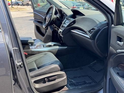 Used 2018 Acura MDX SH-AWD image 19