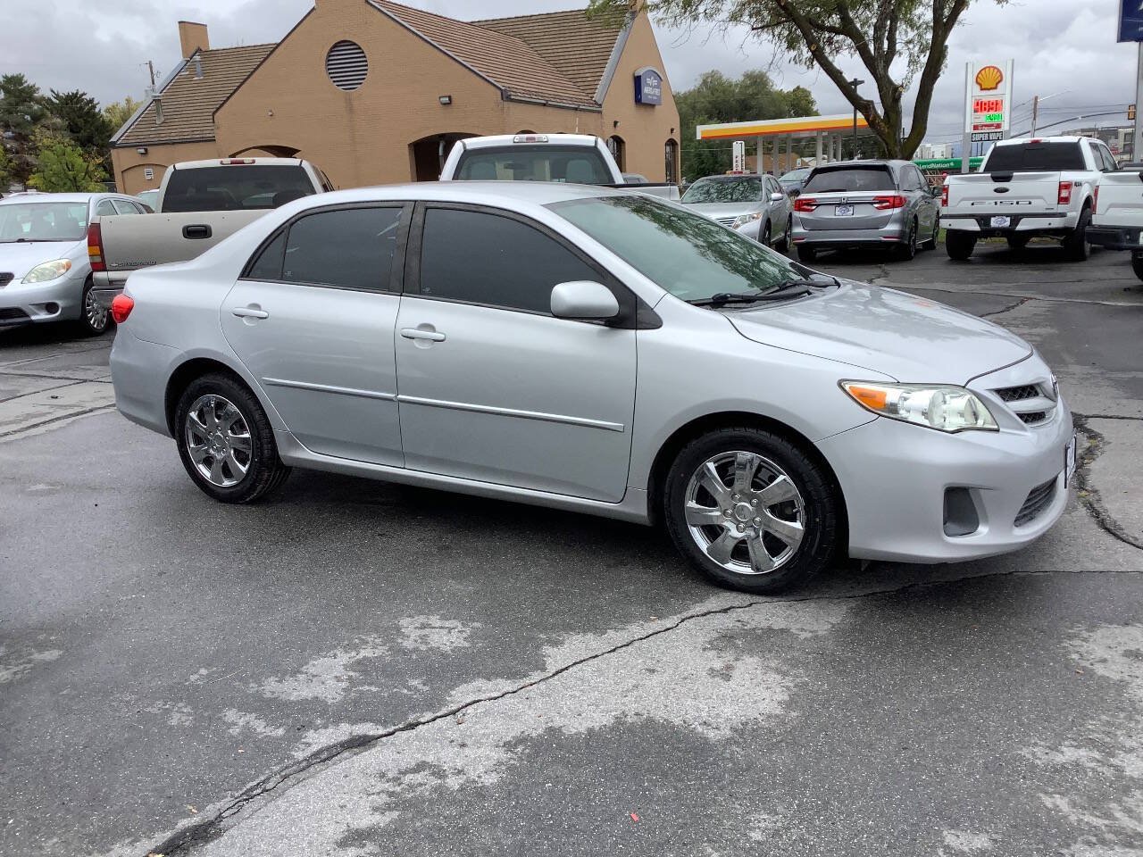 Used 2012 Toyota Corolla LE FWD image 8