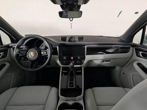 New 2026 Porsche Macan AWD/4WD image 19