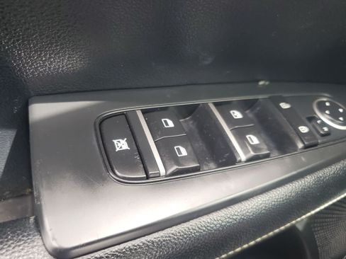 Used 2019 Kia Forte S w/ S Premium Package FWD image 24