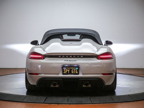 Certified 2021 Porsche 718 Boxster Spyder RWD image 6