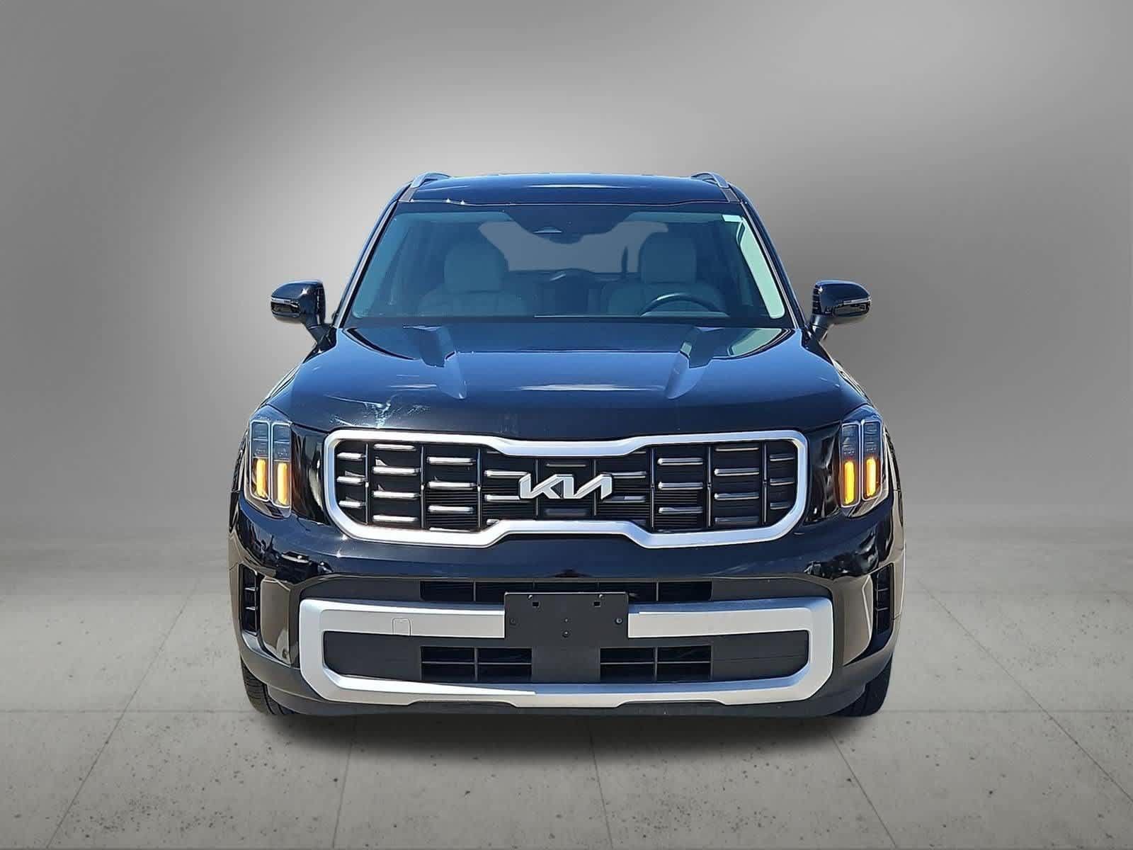 Certified 2024 Kia Telluride S FWD image 9