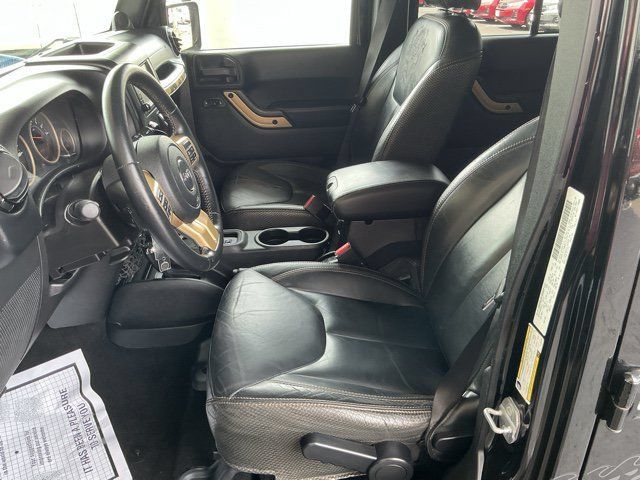 Used 2014 Jeep Wrangler Unlimited Sahara AWD/4WD image 14
